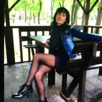 Mellana - Live now on Stripchat