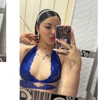 Emmie_Hot - Live now on Stripchat