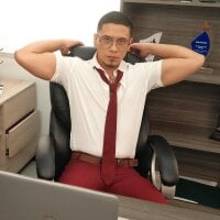 JoshMillerr_ - Live now on Stripchat