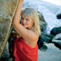 EleanoraDream - Live now on Stripchat