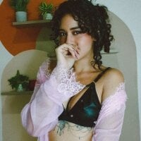 Julieta_dol - Live now on Stripchat