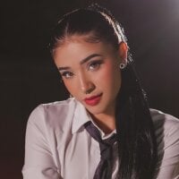 Antonella_Grayy - Live now on Stripchat