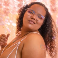 MhiaRey - Live now on Stripchat