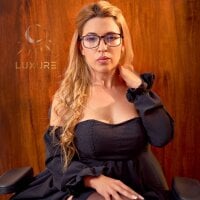 EvaaLovia1 - Live now on Stripchat