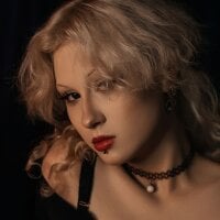 CarolLamb - Live now on Stripchat