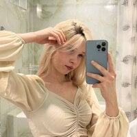 CherrylHolme - Live now on Stripchat