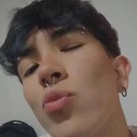 Angeldust19 - Live now on Stripchat