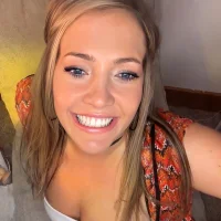 hollyharmd - Live now on Stripchat