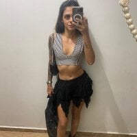 sabrinaneves - Live now on Stripchat