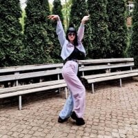 MetinaKis - Live now on Stripchat