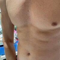 joel852 - Live now on Stripchat