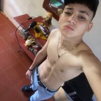 Artursmith - Live now on Stripchat