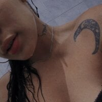 __IRIS__ - Live now on Stripchat