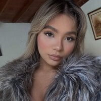 Emilly_mell - Live now on Stripchat