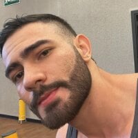 Austin_bolt - Live now on Stripchat