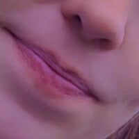 Carolinemiam - Live now on Stripchat