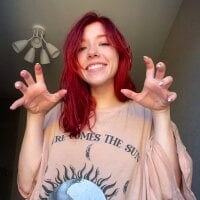 YunaPeace - Live now on Stripchat