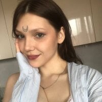 Lunabate - Live now on Stripchat