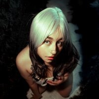 Iluromi - Live now on Stripchat