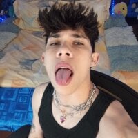 thiagomurphyy - Live now on Stripchat