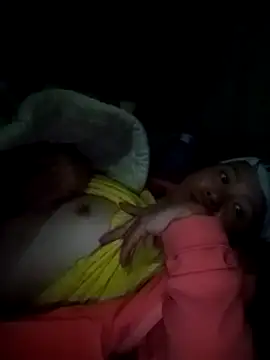 nanaliu001 - Live now on Stripchat