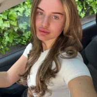 yourhornyslut - Live now on Stripchat
