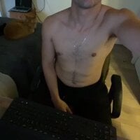 Emanuell__ - Live now on Stripchat