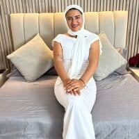 Aziz_daud - Live now on Stripchat