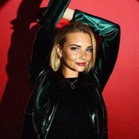 Foxy_Bite - Live now on Stripchat