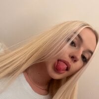 margot_robbie7 - Live now on Stripchat