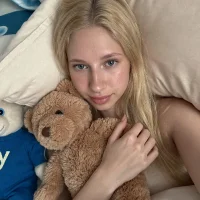 michelle_lovique - Live now on Stripchat
