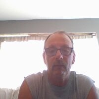 Luvstrokingoncam - Live now on Stripchat