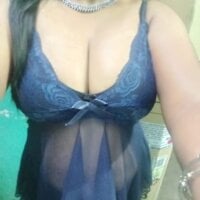 tamil_Vennila - Live now on Stripchat
