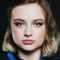 Seductive_She_Wolf - Live now on Stripchat