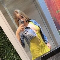 akirahattori - Live now on Stripchat