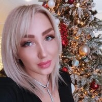 selenallen - Live now on Stripchat