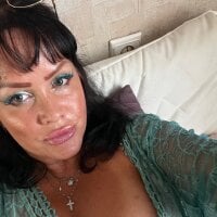 Lolaley2 - Live now on Stripchat