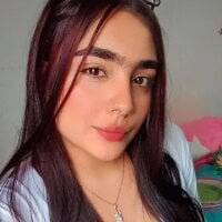 Sara_Collinnss - Live now on Stripchat