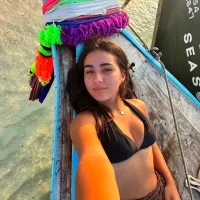 sarahsparkles20 - Live now on Stripchat