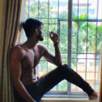 rony6663 - Live now on Stripchat