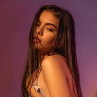 Luisa0110 - Live now on Stripchat