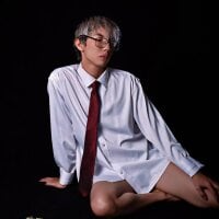 Levii_Ackermann - Live now on Stripchat