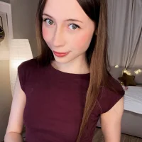 delorathecookiee - Live now on Stripchat