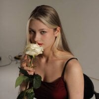 lolly_dollyyy - Live now on Stripchat