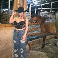 Natasanz - Live now on Stripchat