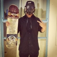 yourdirtysecret_23 - Live now on Stripchat