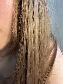 LylyPink68 - Live now on Stripchat