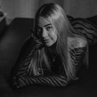 Little_Angelica18 - Live now on Stripchat