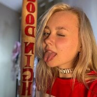 AccaCroyle - Live now on Stripchat