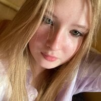 Merelin_Befer - Live now on Stripchat